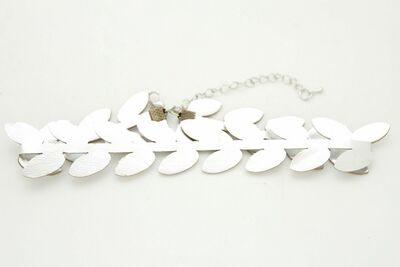 Women Greece Style Fashion Jewelry Choker Necklace Shiny Silver Leaf Fabric