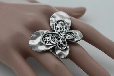 Retro Women Silver Metal Fashion Butterfly Ring Elastic Band Insect Animal Cool