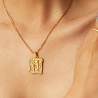 18K gold retro twist chain titanium steel heart-shaped necklace - Thumbnail 4