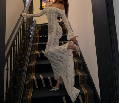 Long-sleeved lace one-shoulder fishtail floor-length dress white dress