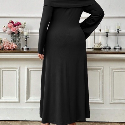 Women's plus size black dress