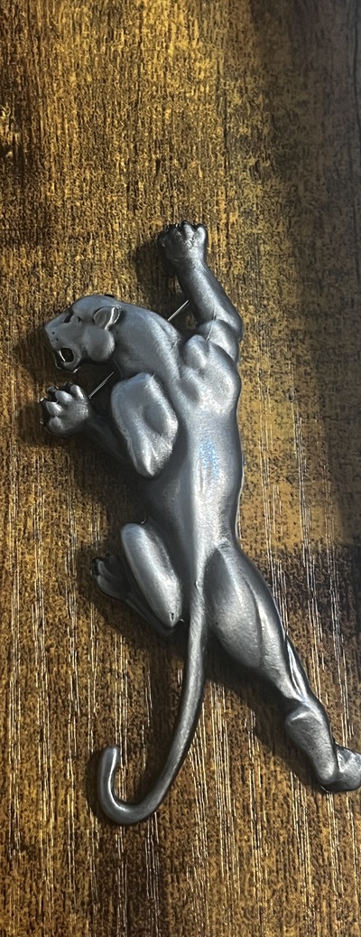 Vintage Jaguar Brooch in Silver