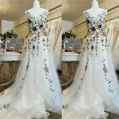 Floral Wedding Dress, Appliques Tulle Wedding Dress Bridal Gown