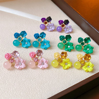 Elegant  Flower Earrings Imitation Pearl Geometric Stud Earrings For Women - Thumbnail 2