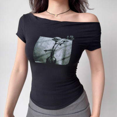 Sexy one-shoulder printed black short-sleeved t-shirt