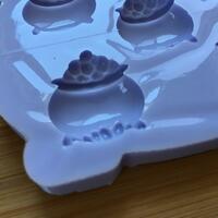 Cauldron Silicone Mold - Thumbnail 4