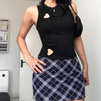 Heart hollow chic sleeveless T-shirt - Thumbnail 2