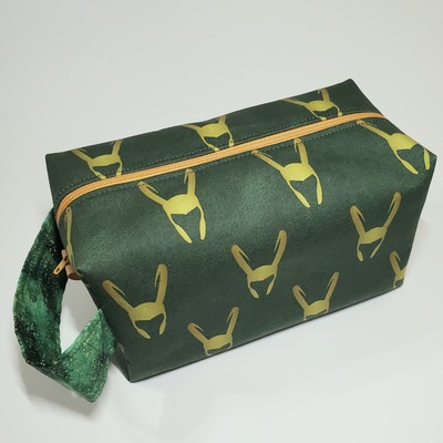 Kneel! boxbag