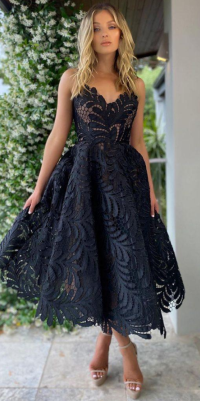 Sweetheart Black Lace Tea-length Prom Dresses
