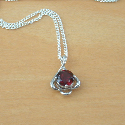 925 garnet pendant & 18" silver chain/garnet necklace/red garnet jewellery/garnet jewelry/garnet jewelery/january birthstone/silver garnet - Thumbnail 5