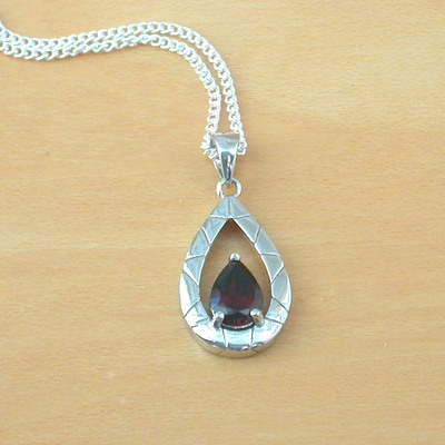 Sterling silver garnet teardrop pendant & chain/garnet necklace/garnet jewellery/garnet jewelry/gemstone necklace/uk - Thumbnail 5