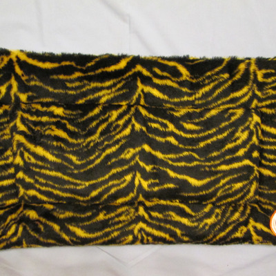 Zebra yellow & black print fuzzy bed 28"x16" - Thumbnail 5